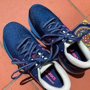 Almost new ASICS Women's GEL-Kayano 27  Running Shoes  Size 7